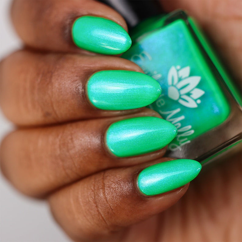 Nail Polish - Leave A Light On