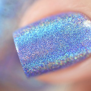 Deafening Silence - A periwinkle blue holographic polish