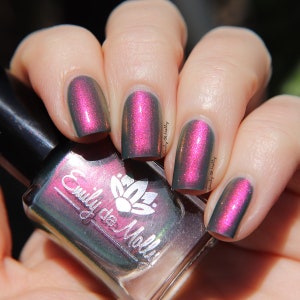 Nail polish - Such A Farse - A green nail polish with pink / orange / gold / green shifting aurora shimmer.