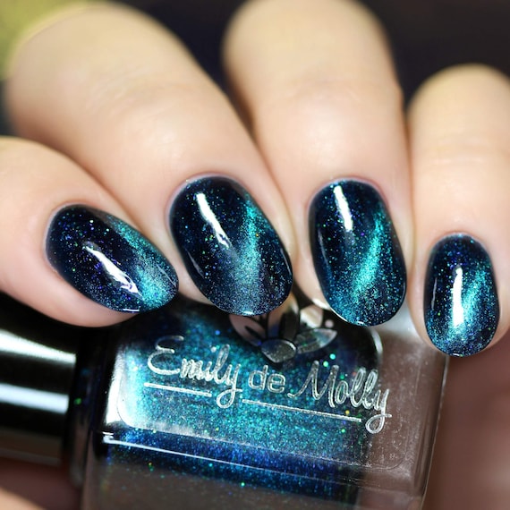 PNB Magnetic Fireworks Cat Eye gel polish – NashlyNails