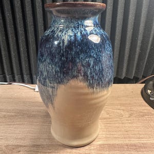 Vintage King’s Pottery Vase – 7” Seagrove NC Blue Drip Glaze Ceramic – Giftable