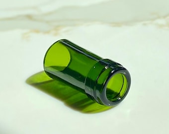 Jade Mojo – Slide de guitarra de vidrio verde hecho a mano / 5,9 cm / 2,3-2,0 cm de diámetro interior / Labio intacto / Slides Delta Lizard / Peso medio