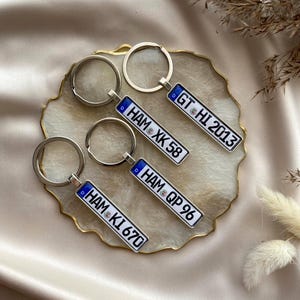 Personalized Car License Plate Keychain – Custom License Plate Made of Stainless Steel – Gift for Men, Women, Partner – License Plate
