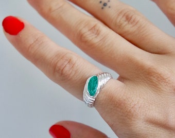 Green vintage sterling silver ring, handmade ring, free shipping, vintage inspired jewellery, birthday gift, gift for her, free shipping