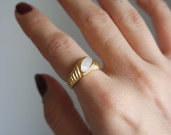 White vintage gold vermeil ring, handmade ring, free shipping, vintage inspired jewellery, birthday gift, gift for her, free shipping