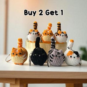 Crochet Cat Keychain: Handmade Amigurumi Stuffed Animal Keyring