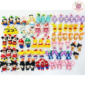 Eindproduct Handgemaakte Winnie and Friends-sleutelhanger, schattige gehaakte dierensleutelhangers, handgemaakte amigurumi-pluche tasbedels