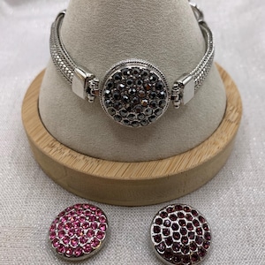 SILVER TOGGLE  Snap Button Charm Bracelet with 3 Interchangeable Charms (18mm/20mm) - Genuine Ginger Snaps & Co. Charms