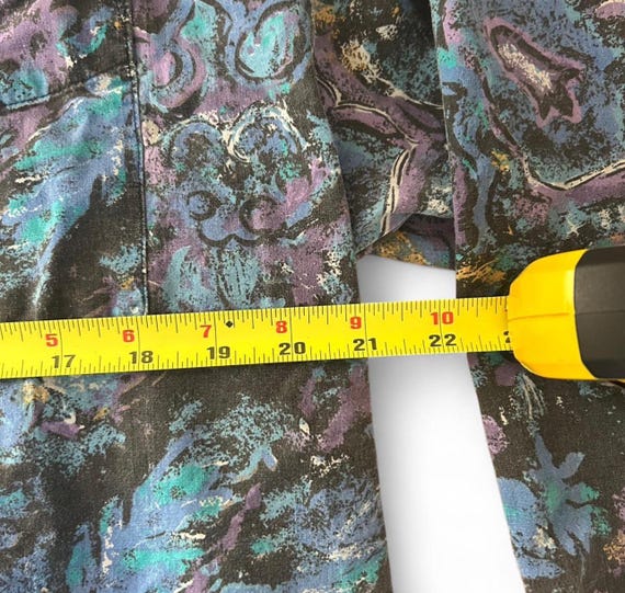Vintage Men’s Button Up with Retro Pattern - image 5