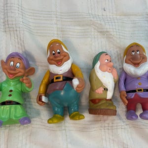 Snow White Figurines