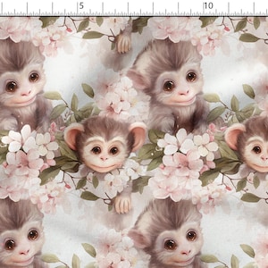 Puede incluir: Un patrón repetitivo con monos de dibujos animados adorables con grandes ojos marrones y pelaje marrón suave, rodeados de delicadas flores rosas y blancas y hojas verdes. El diseño tiene un efecto de acuarela, creando una estética suave y caprichosa.