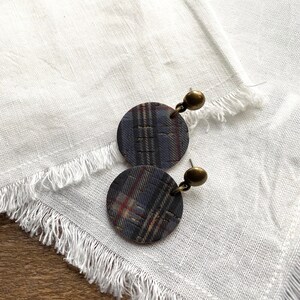 Blue plaid earrings // leather circle earrings // plaid holiday earrings // lightweight earrings // statement earrings // plaid pattern