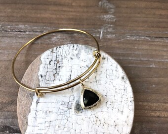 Gold bangle bracelet // bronze bracelet // simple bracelet // gold bracelet // jewel bracelet // boho style bracelet // for her