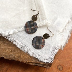 Blue plaid earrings // leather circle earrings // plaid holiday earrings // lightweight earrings // statement earrings // plaid pattern
