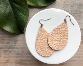 Leather teardrop earrings // pink leather earrings // tear drop earrings // lightweight earrings // pink faux leather // pastel earrings