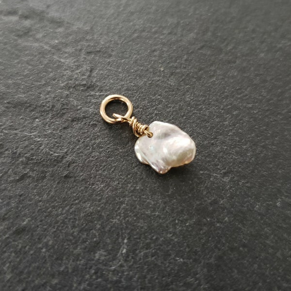 Irregular baroque pearl charm, tiny size Keishi pearl dangle, bridal, natural boho