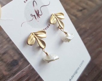 Gold Leaf earrings with keishi pearl, fall  earrings, autumn nature earrings +