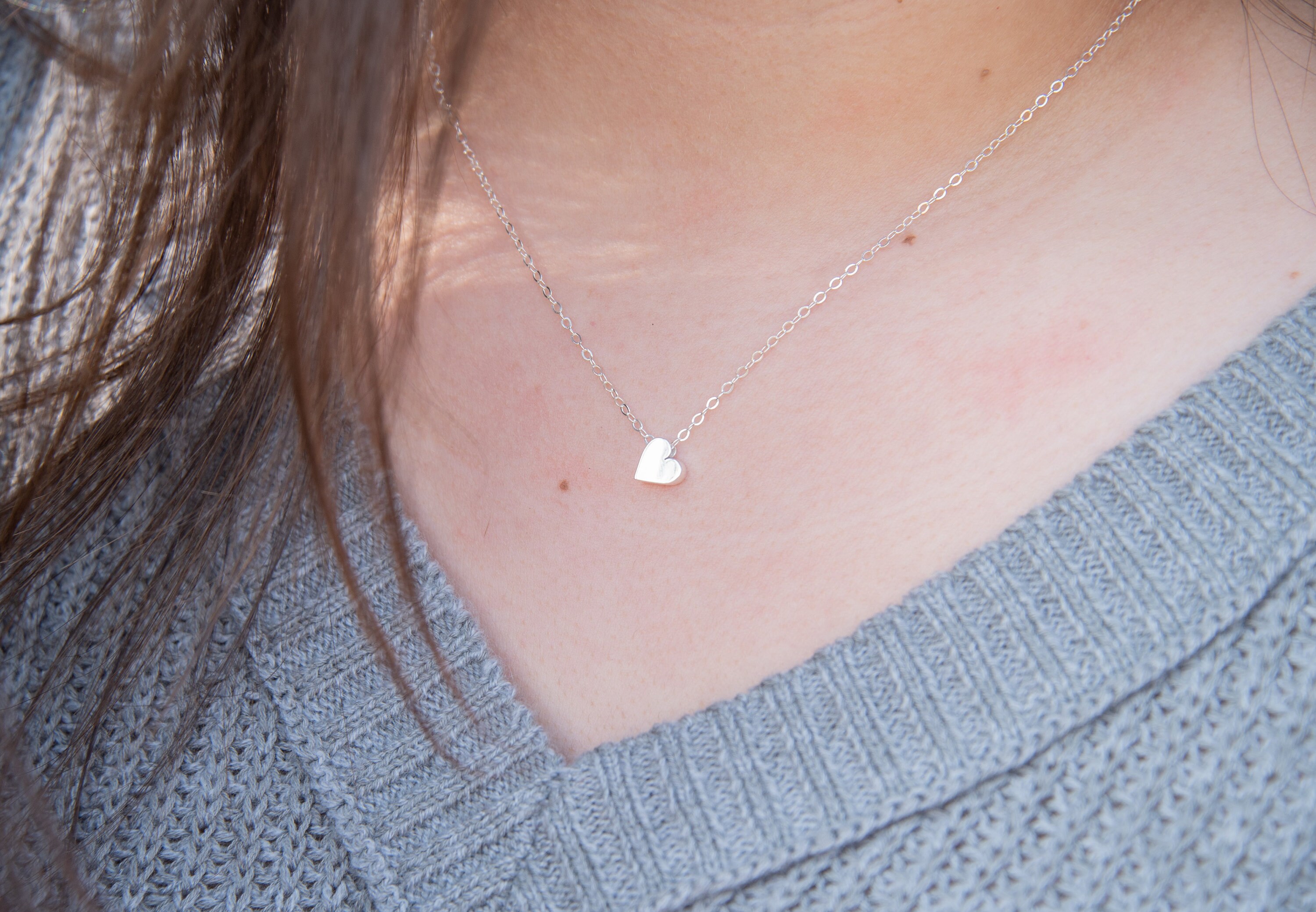 Dainty Birthday Number Necklace - Heart Rose Flower Pendant For Women, Girls - 45cm Stainless Steel Chain - Gift For Her