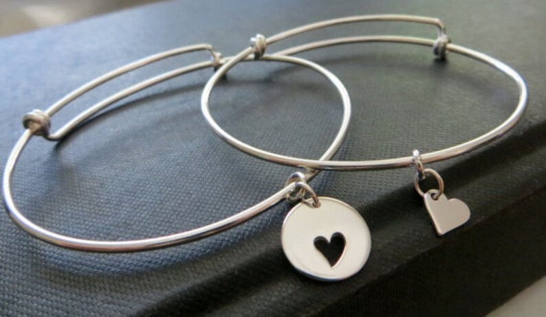 Mother of the bride gift, mother daughter sterling silver heart bangle set, stepmother of the bride wedding gift for mom, mothers day gift image 3