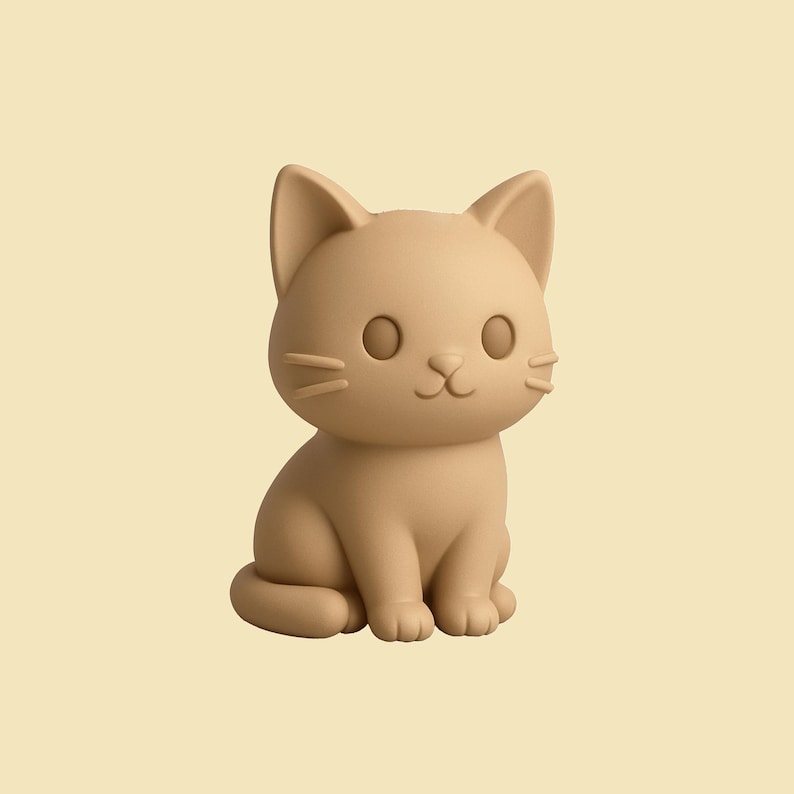 Peut inclure: Figurine de chat de dessin anim&eacute; de couleur beige. Le chat est assis droit, les pattes jointes. Il a de grands yeux ronds, de petites moustaches et des oreilles pointues. Le fond est de couleur beige clair uni.