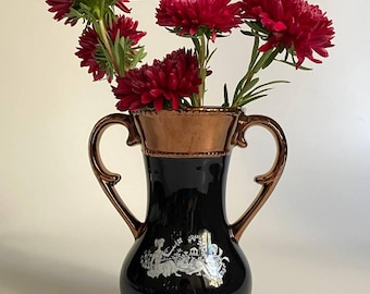 Vaso vintage in bronzo nero Oldcourt dello Staffordshire, ceramica decorativa con scena greca classica