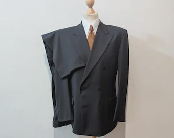 Double breasted suit navy suit