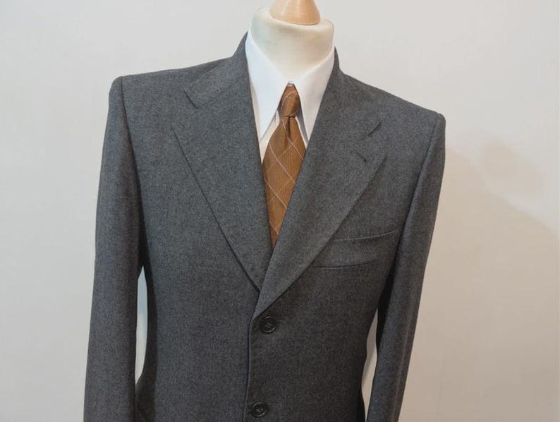 Grey flannel suit image 3