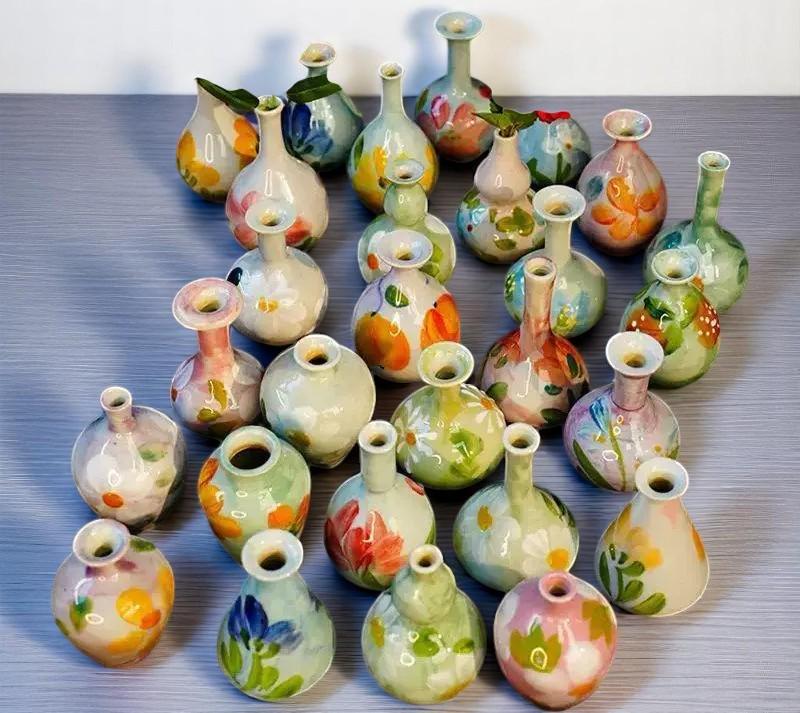 Handmade Ceramic Bud Vase Minimalist Pottery, Elegant Decor