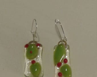 Bright green and red holly glass dangle earrings