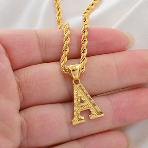 Collar con letras iniciales de la A a la Z para mujer y hombre. Colgante chapado en oro con cadena de cuerda. Joyería personalizada con el alfabeto.