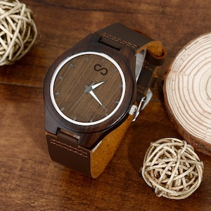 Gegraveerd houten horloge, gepersonaliseerd houten horloge 45 mm, aangepast cadeau man, herenhorloge, jubileumcadeau, cadeau voor vriend, cadeau verloofde