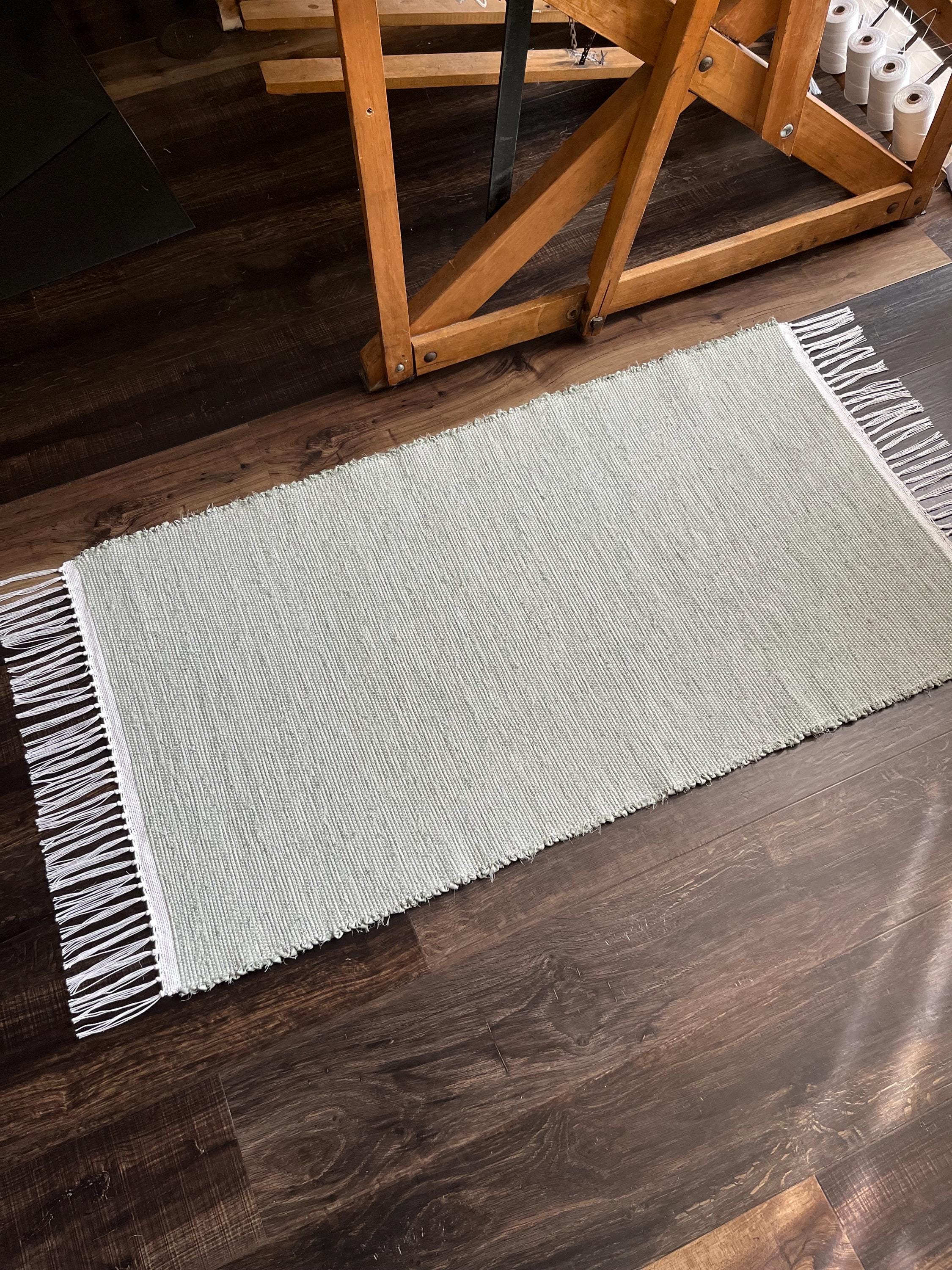 Loop Rag Rug Sea Hand Woven Rag Rug, Sea Foam Green, (26x46.5 Inches), Farmhouse ...