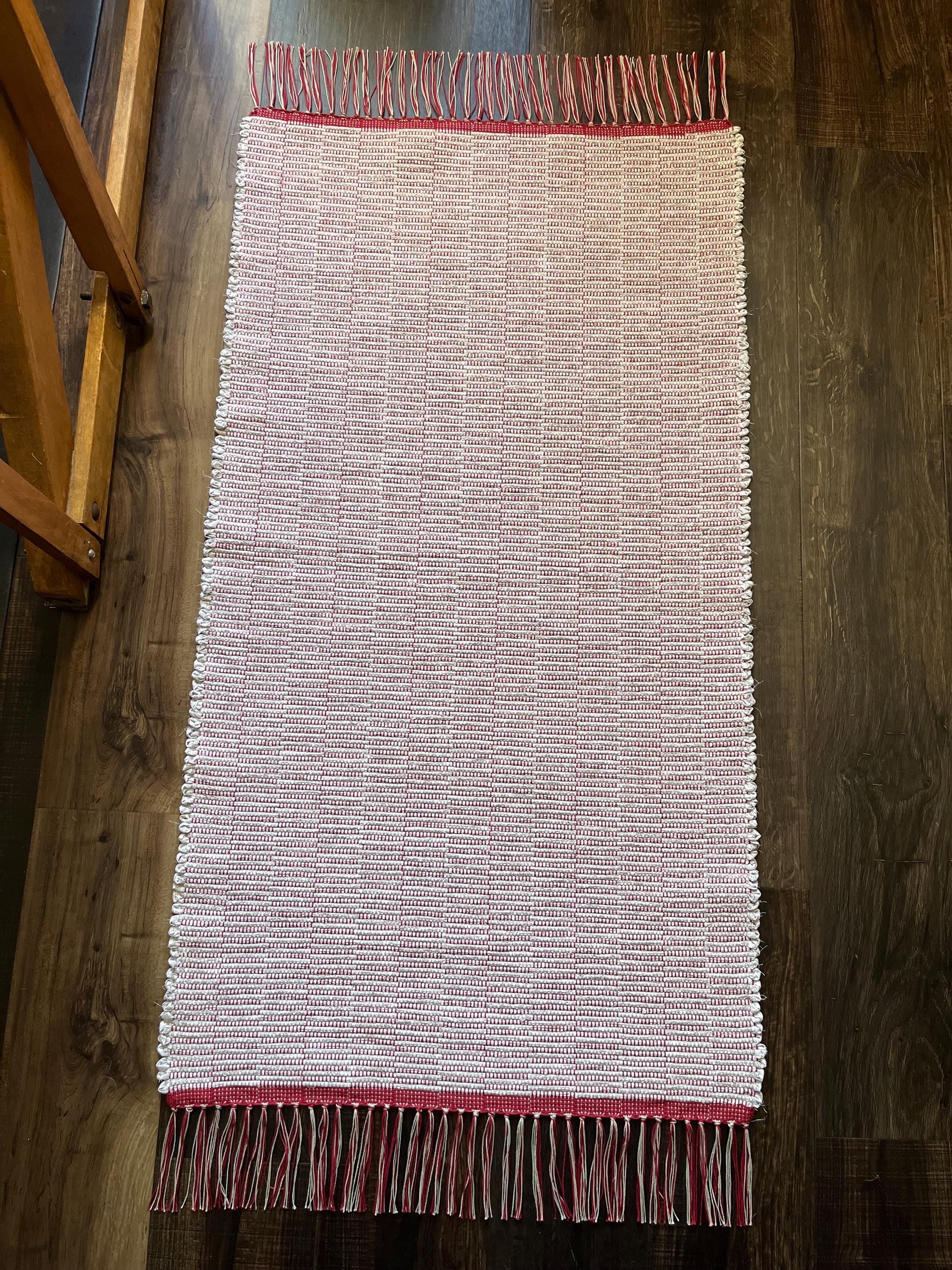 Gray Wool Rag Rug Hand Woven Rag Rug- Gray With Red Accents , (26x47 Inch), Farmhouse ...