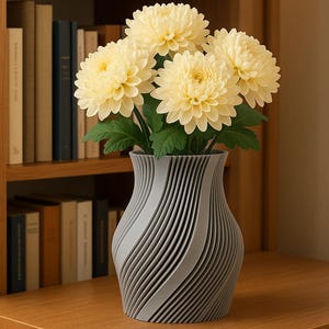 Sprial Vase, Nordic Decor Vase, Modern Style Vase, Unique Shelf Decor, Dried Flower Vase, Gift for Her, Desk Decoration, 3D Printed Vase