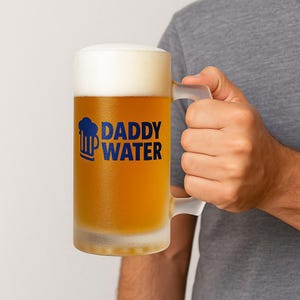 Frosted Beer Mug for Dads - Unique Gift for Father&#39;s Day, Birthday, BBQs, Craft Beer Lovers, Ice Cold Drinks