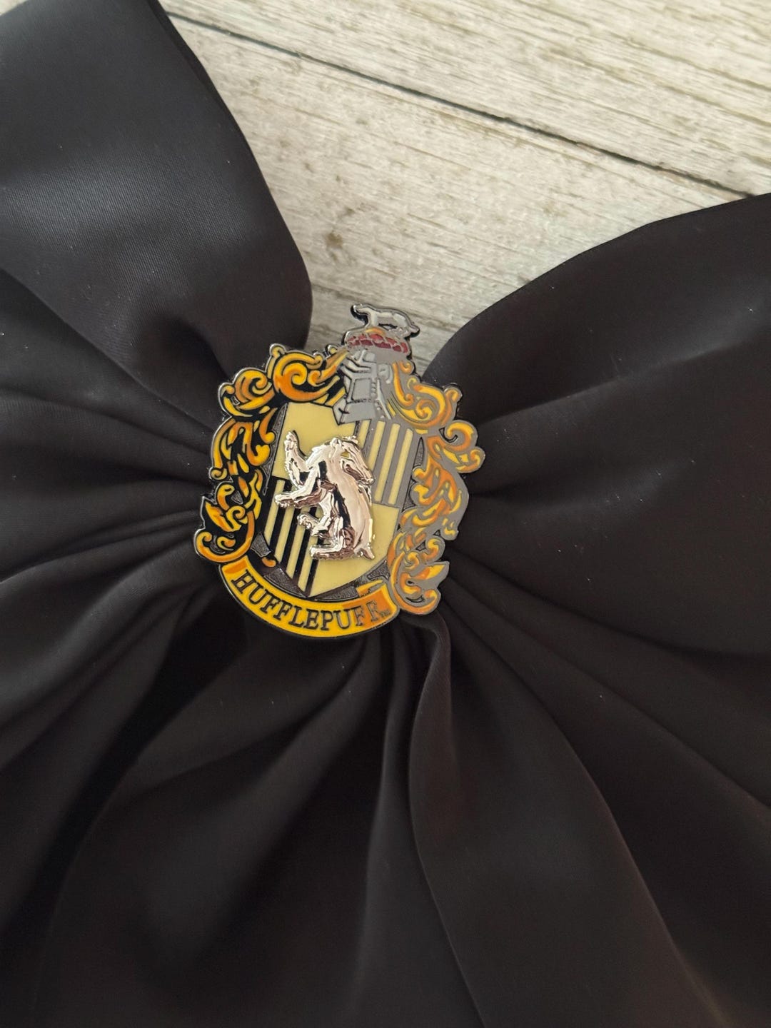 Handmade! Harry Potter Hufflepuff House Crest Barette Bow Made With ...