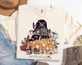 Lindo cómic de Star Wars de Mavel Studio PNG, camiseta PNG de Que la Fuerza te Acompañe, personaje retro de Star Wars PNG, regalo para fan de la película Galaxy Battle de 1977