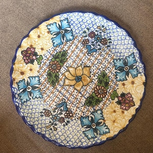 Hand-Painted Talavera Plate – Signed J.C. Perez – Puebla Mexico Folk Art – Vintage Ceramic Wall Decor – Floral Pottery 11.5”