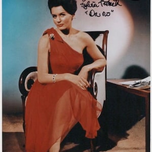 ユーニス・ゲイソン直筆サイン入り超 特大写真…Eunice Gayson ユーニス・ゲイソン直筆サイン入り超 特大写真…Eunice Gayson