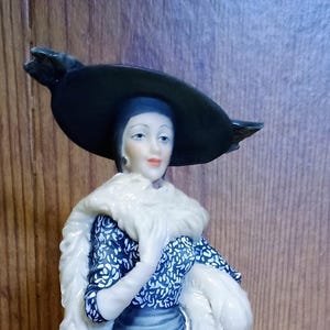 A Belcari Figurines - Etsy