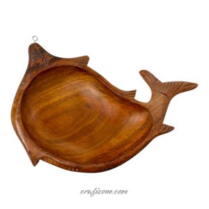 Handcrafted Fish-Shaped Dry Fruit Tray Premium Sheesham Wood Fish Shaped Tray Multipurpose Serving Tray Fish Serving Platter For Home