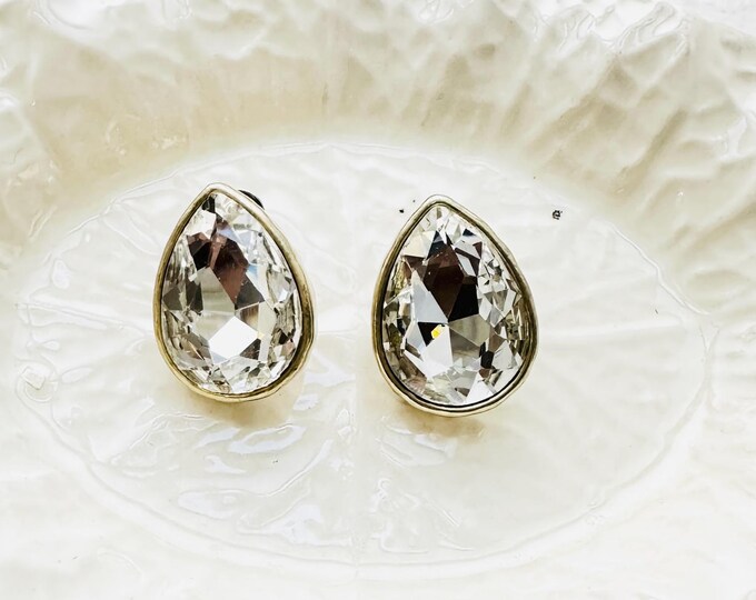 Pre Loved 1990s Teardrop Clip On Earrings Clear Faceted Crystal Glass Lightweight Gold Tone Sparkle Party Jewellery Statement Earrings