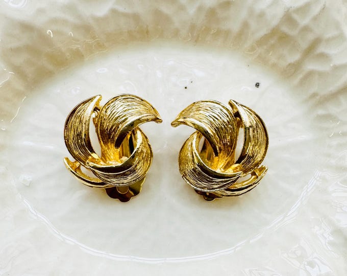 Vintage 1980s Gold Clip-On Earrings, Swirl Leaf Design, Textured Sculptural Statement Earrings, Pre-Loved Bold Jewellery