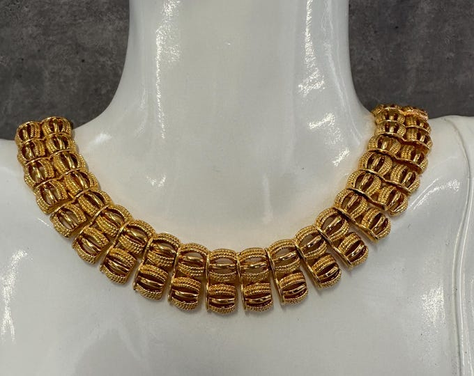 1970s signed Corocraft gold plated collar necklace, textured link design, adjustable 12-16 inches, vintage statement jewellery, gift for her