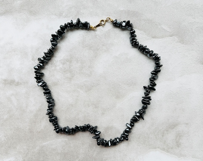 Vintage Hematite Chip Necklace | 1990s Natural Stone Beads | Polished Black Gems