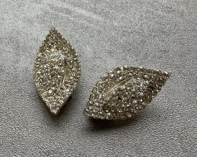 Vintage Rhinestone Marquise Clip-On Earrings | Unsigned Designer Style Sparkle | 1960s Hollywood Glamour Jewellery