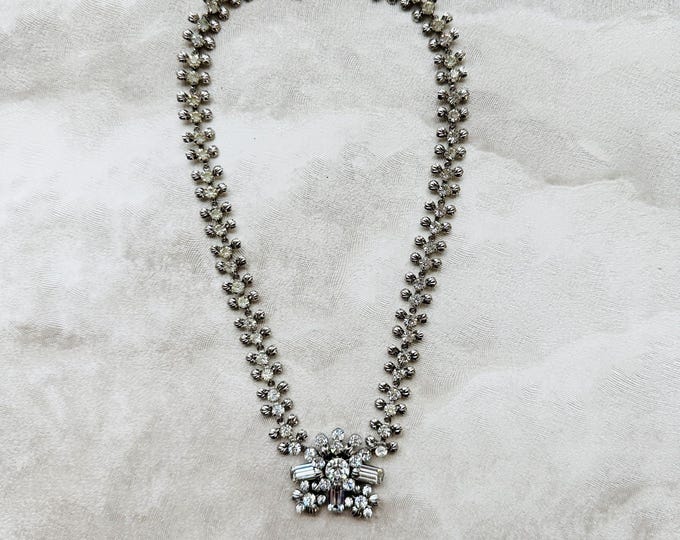 Vintage 1950s Silver Tone Rhinestone Statement Necklace Crystal Cluster Starburs