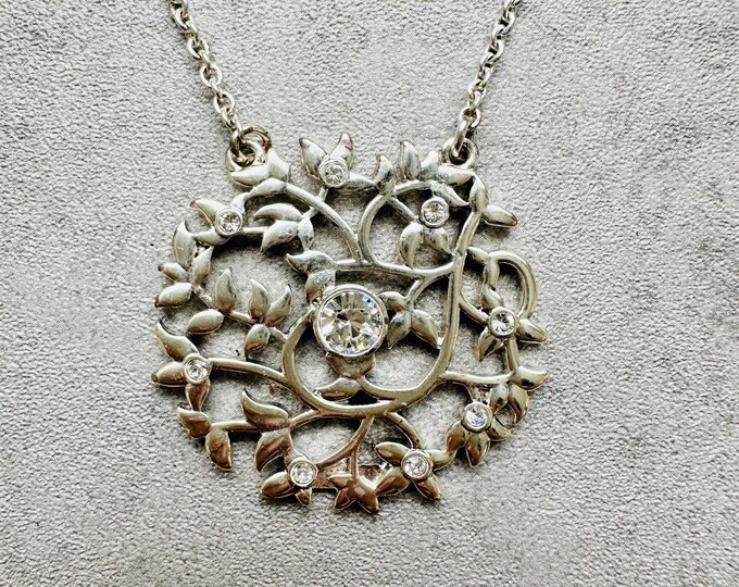 Pilgrim Silver Tone Leaf Necklace | Crystal Vine Pendant | Danish Nature-Inspired Design | Gift for Her | Pre-loved Pilgrim Jewellery