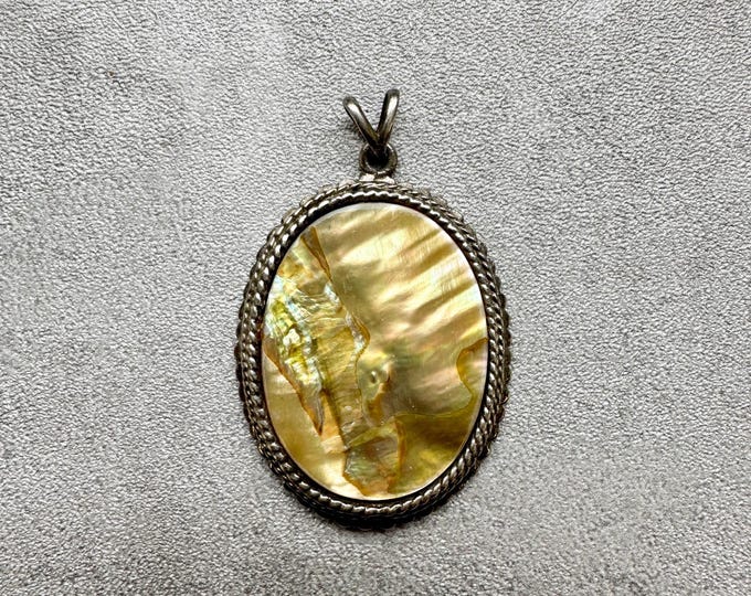 Vintage 1960s Exquisite Mother of Pearl Pendant, Signed Oval Shell Necklace Charm, Silver Tone Frame, Collectible Jewellery
