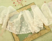 60 quot Antique cotton tulle tambour lace trim thread tulle intricate ecru dainty flower pattern gorgeous doll dress trim 5.5 quot wide